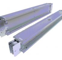 封闭式母线桥(槽)